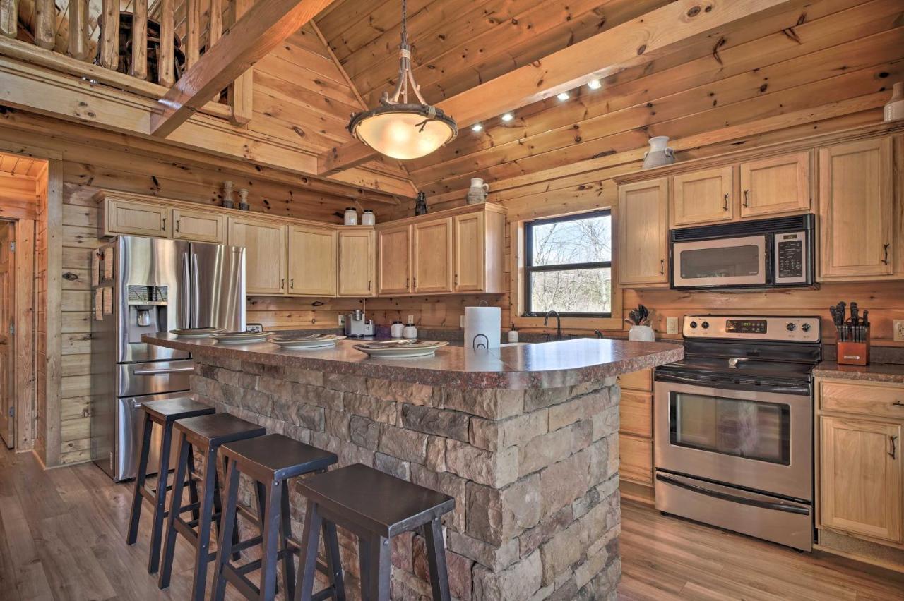 Hatcher Mtn Retreat Sevierville Cabin With Hot Tub! ภายนอก รูปภาพ