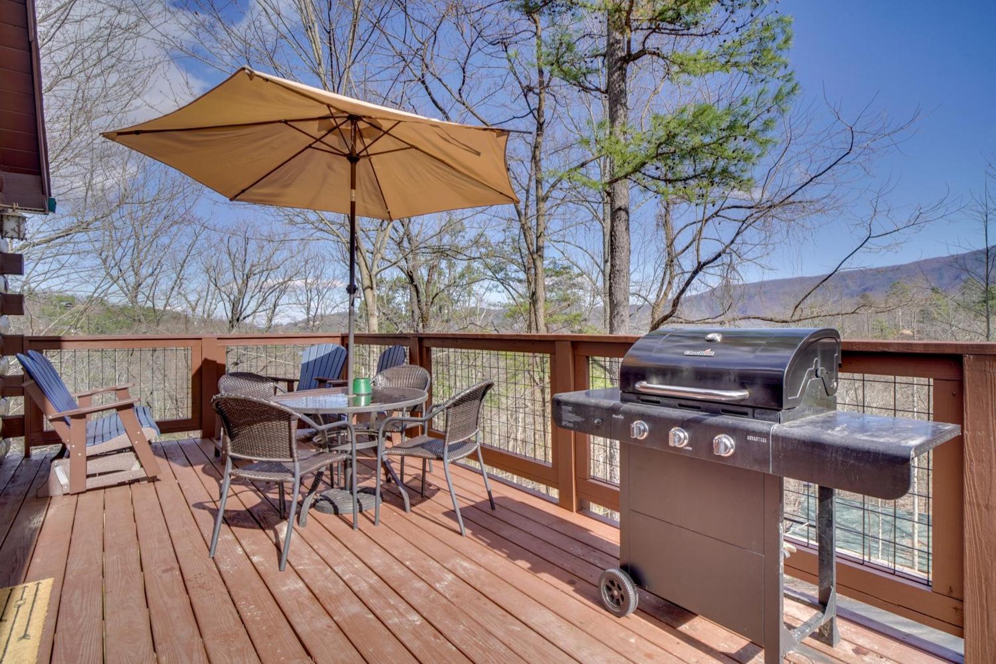Hatcher Mtn Retreat Sevierville Cabin With Hot Tub! ภายนอก รูปภาพ