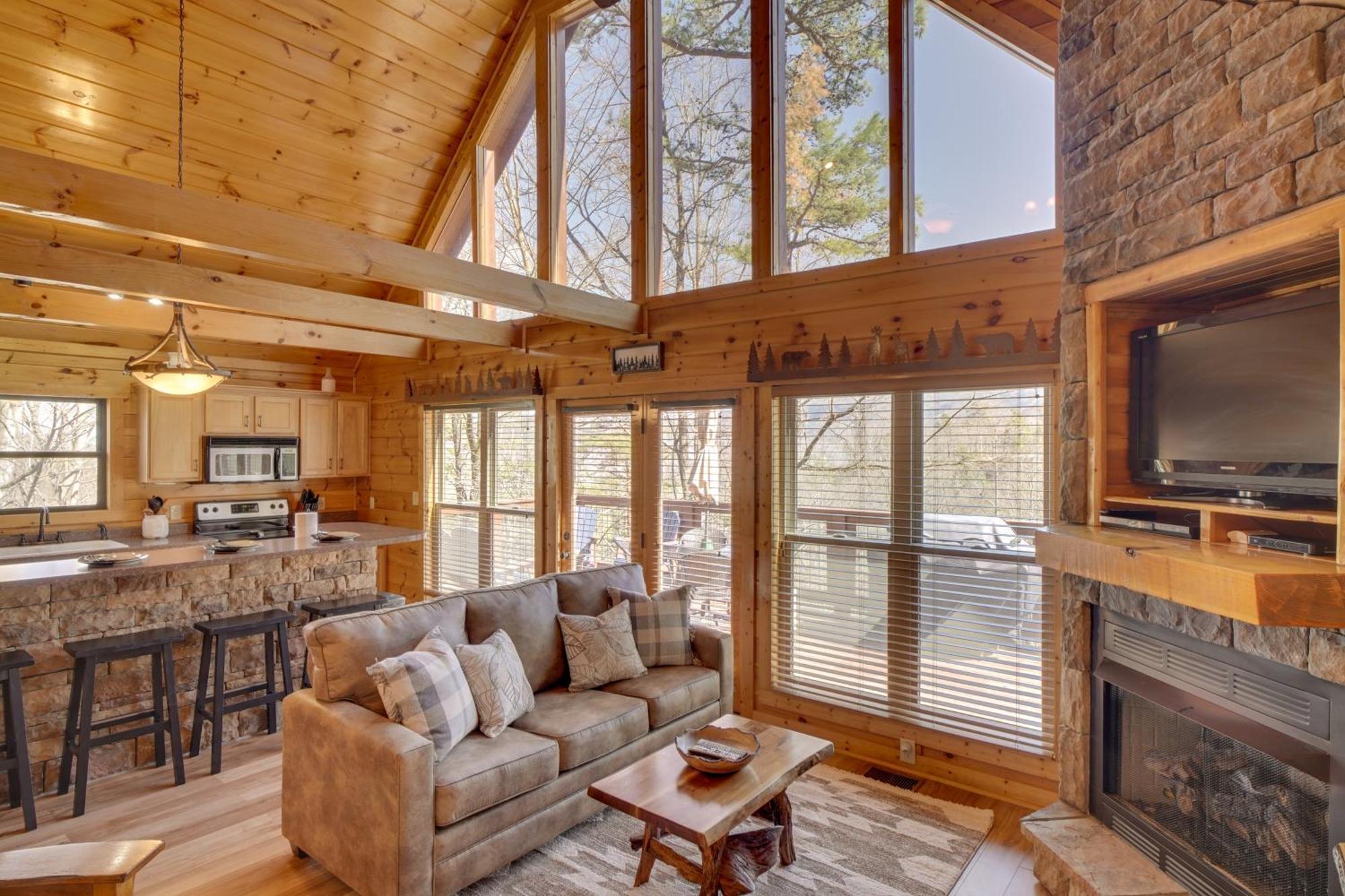 Hatcher Mtn Retreat Sevierville Cabin With Hot Tub! ภายนอก รูปภาพ