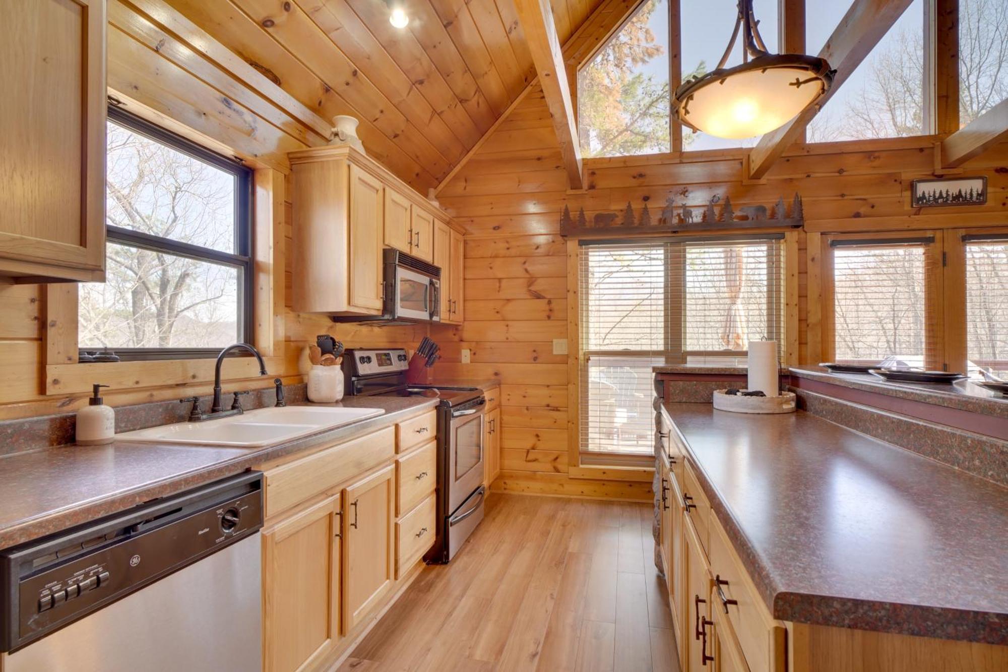 Hatcher Mtn Retreat Sevierville Cabin With Hot Tub! ภายนอก รูปภาพ