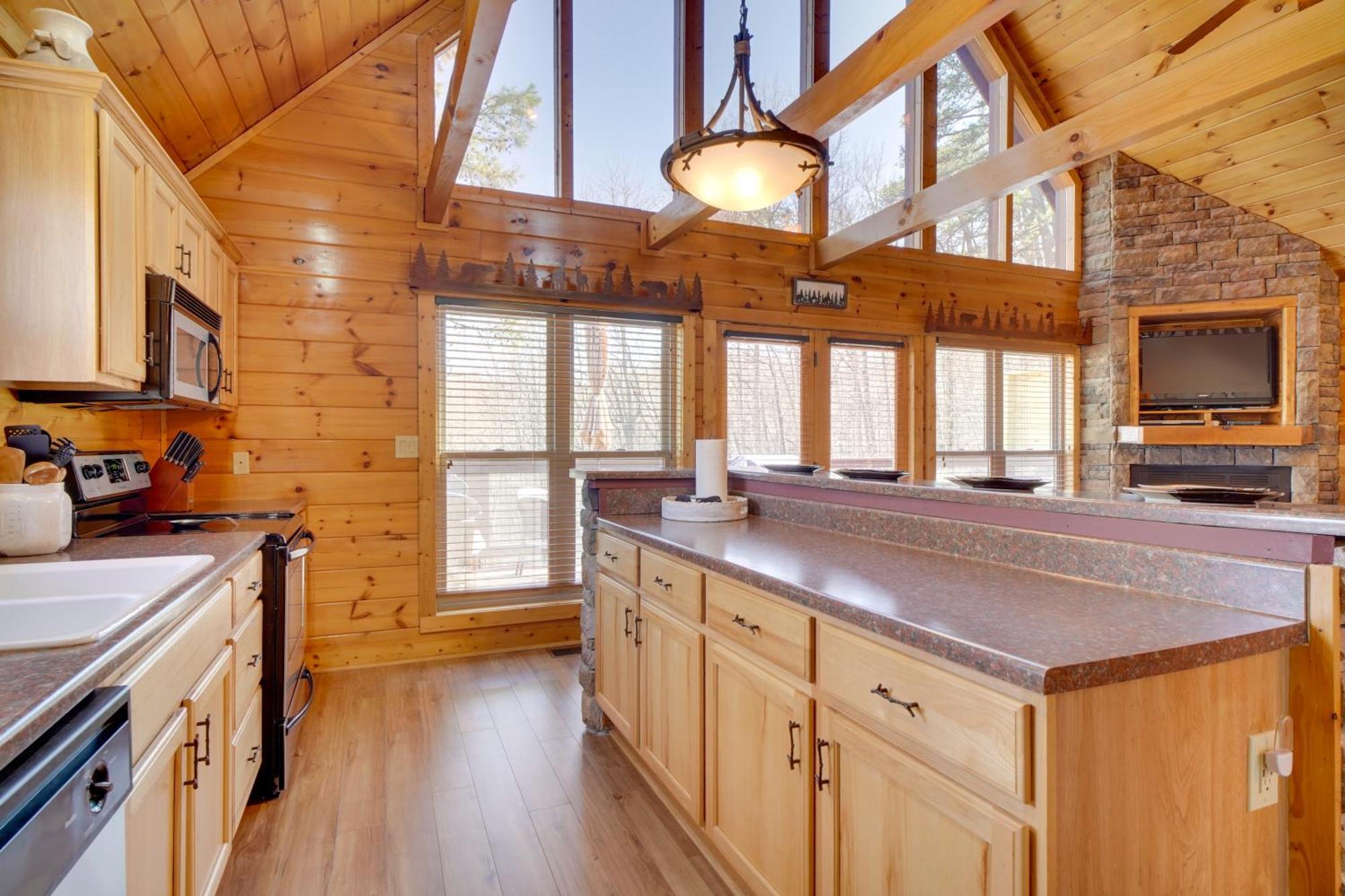 Hatcher Mtn Retreat Sevierville Cabin With Hot Tub! ภายนอก รูปภาพ
